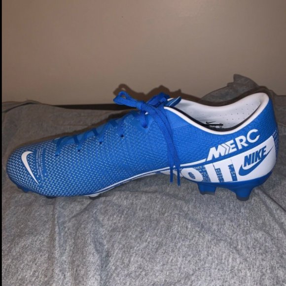 Nike Soccer Shoes - Nike Mercurial Vapor 13 Academy FG MG